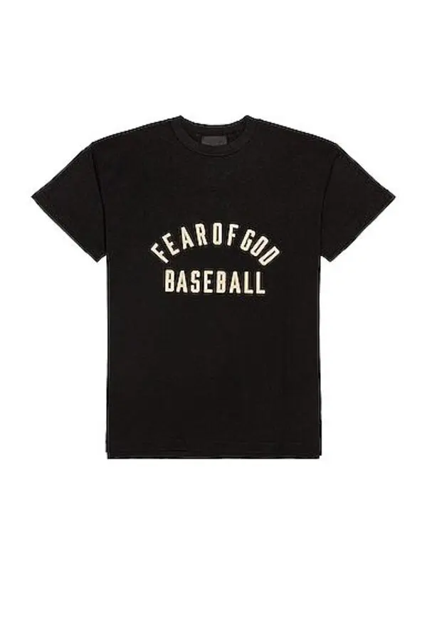 Essentials T-Shirt: The Perfect Blend of Comfort, Style, and Modern Streetwear Essentials T-shirt